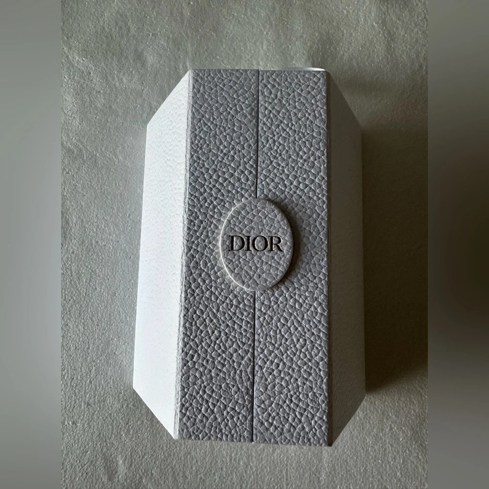 DIOR - Nano‎ Advent Calendar Display with Gold Stars